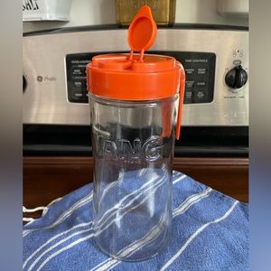 NEW VINTAGE==Tang Clear Glass/Orange Lid Juice Pitcher